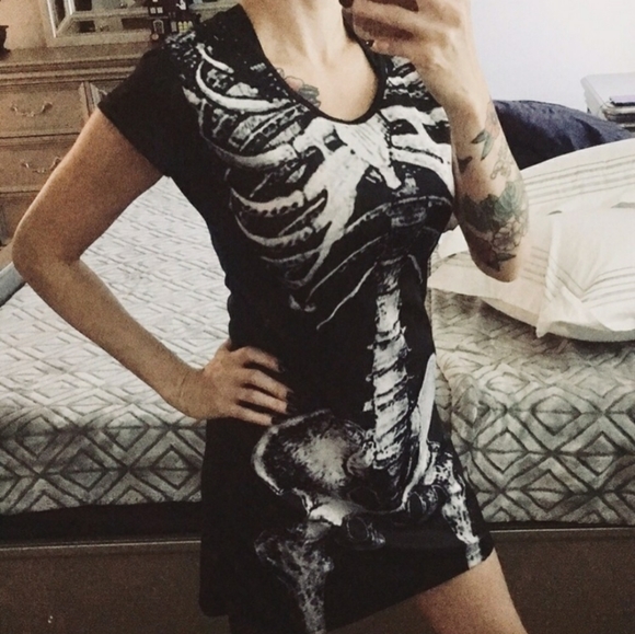 💀 Skeleton Dress 💀HALFWAY TO HALLOWEEN SALE! - Picture 5 of 13
